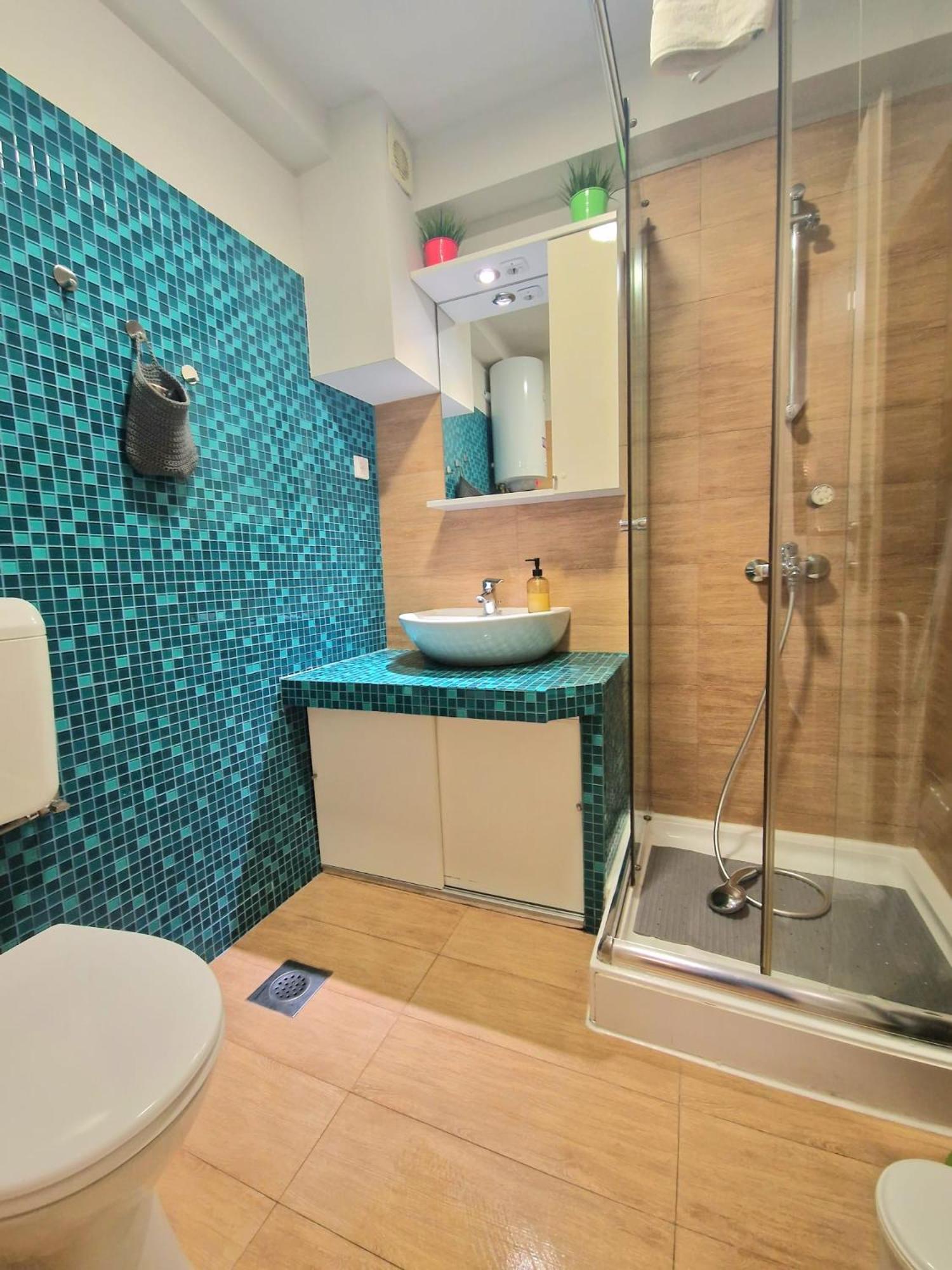 Apartament Max's Downtown Oasis